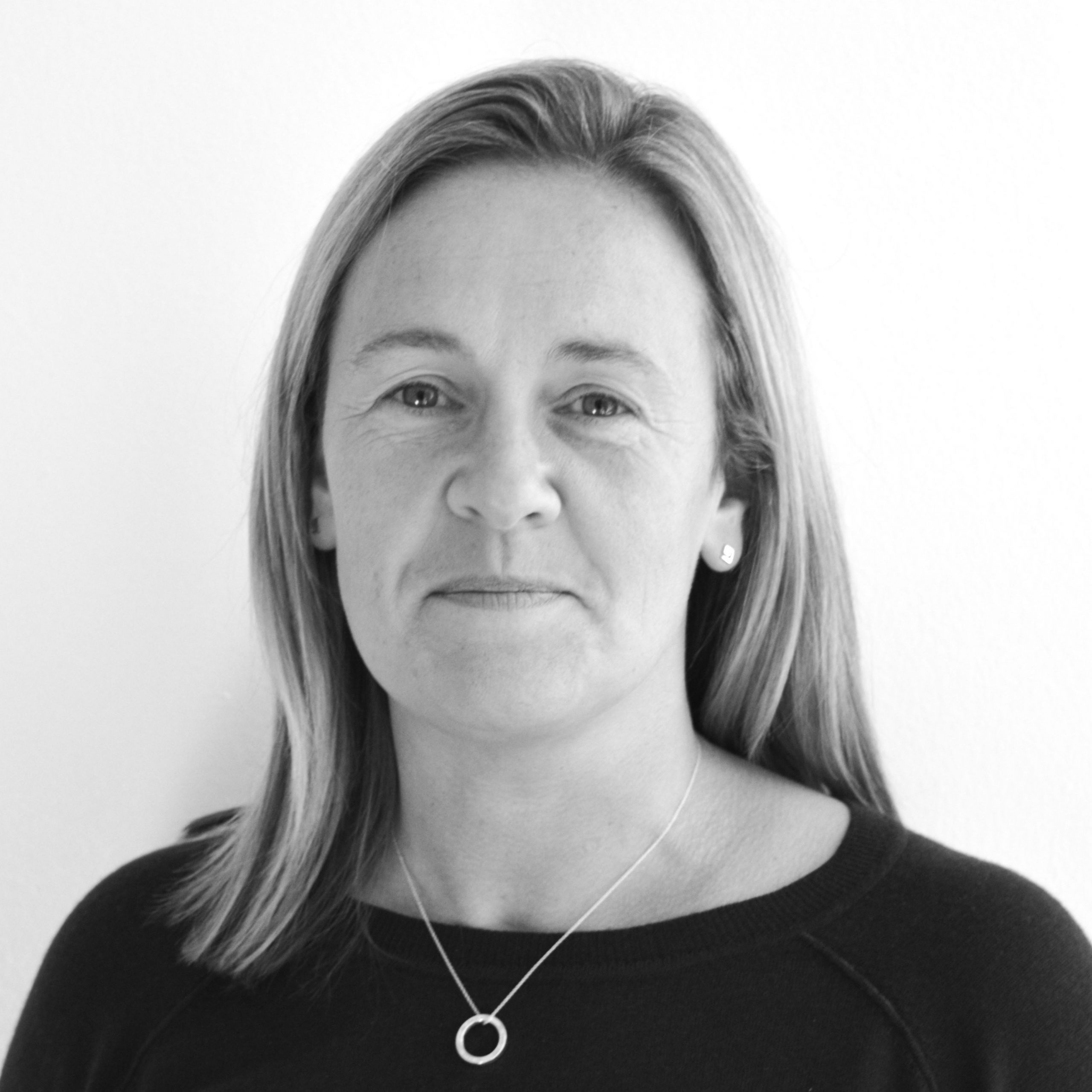 Dr Andrea Collins - CAST