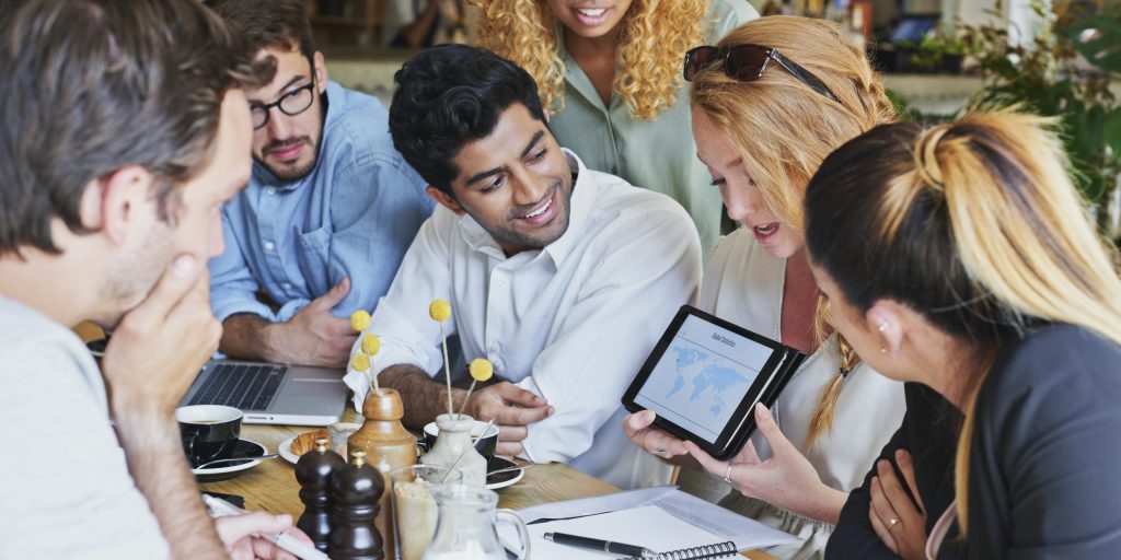 Small,Business,Team,Meeting,Global,Sharing,Economy,Tablet,Touchscreen,Cafe